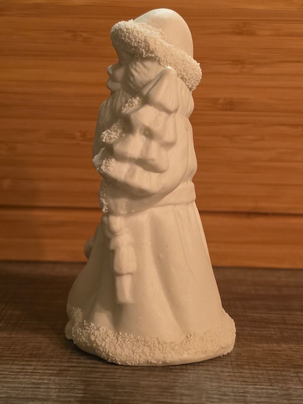 Santa Figurine - Picture 4 of 5